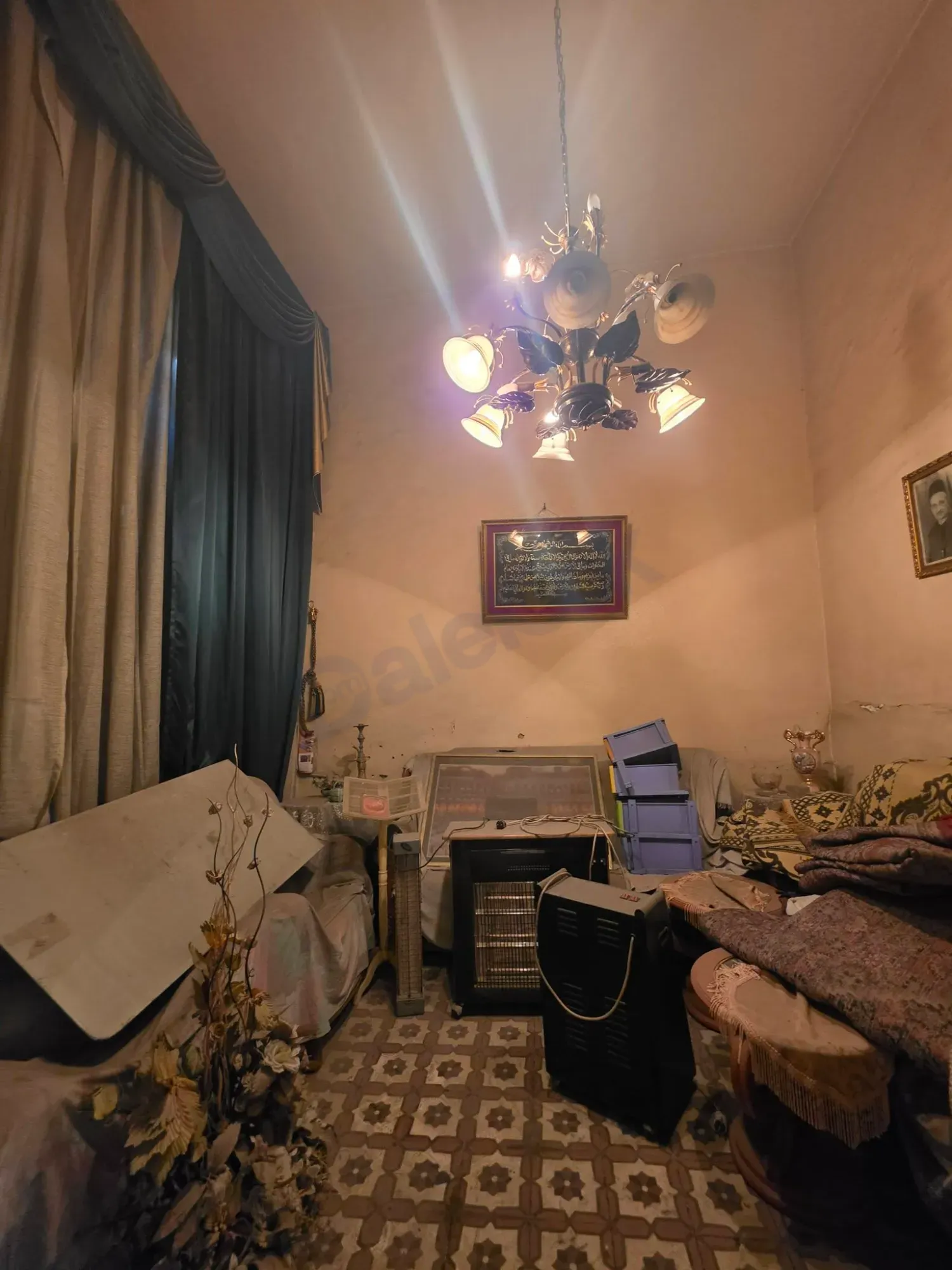 uploads/advertisements/images/للبيع_بيت_عربي_في_دمشق_بمنطقة_شارع_بغداد_خلف_جامع_الفاروق__6_-1791408272506.webp
