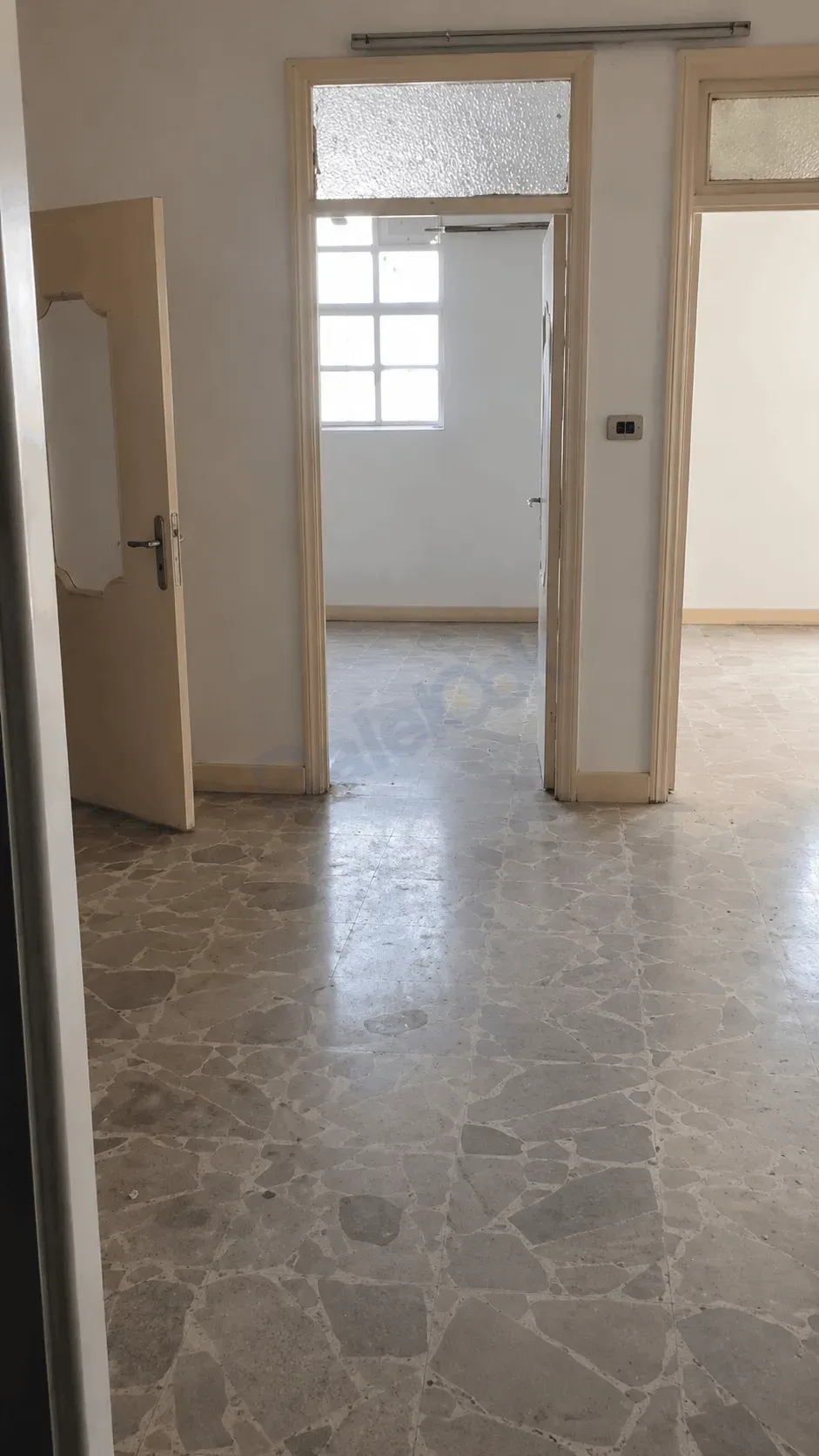 uploads/advertisements/images/للبيع_بيت_في_التجارة__3_-1784077503899.webp