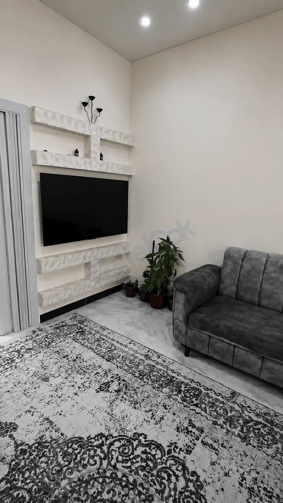 uploads/advertisements/images/للبيع_بيت_في_بيت_سحم__8_-1783103152822.webp