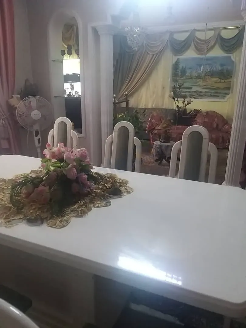 للبيع بيت مع أرض من المالك في الصبورة