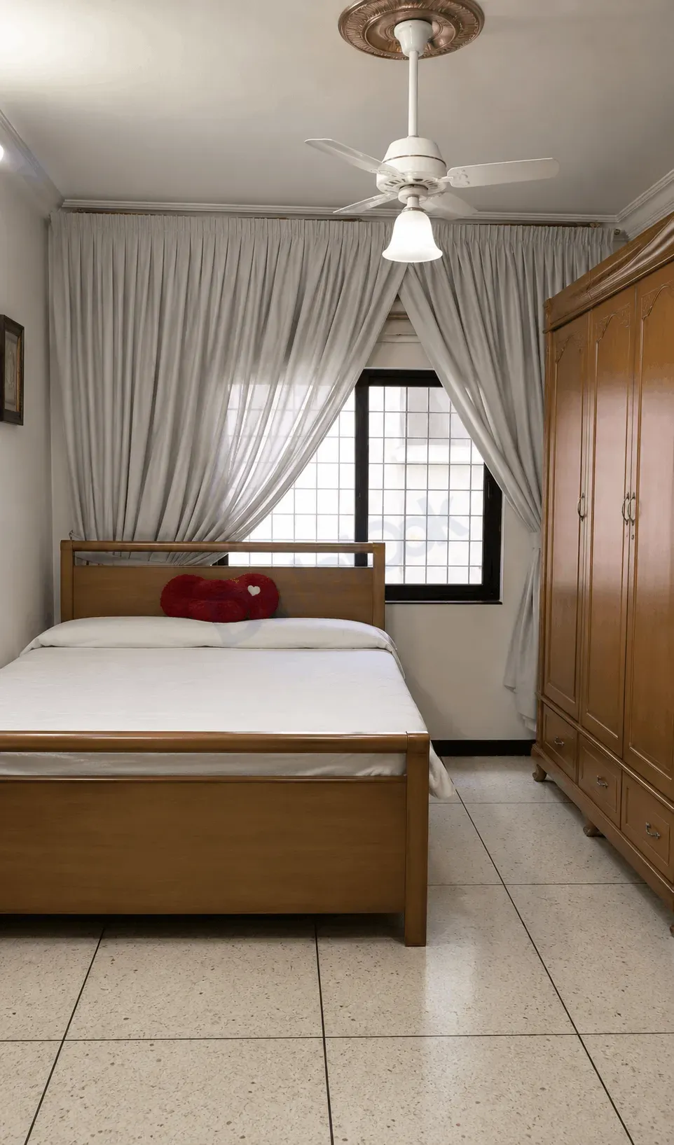uploads/advertisements/images/للبيع_تلت_غرف_وصالون_في_بيت_سحم__2_-1783116940665.webp