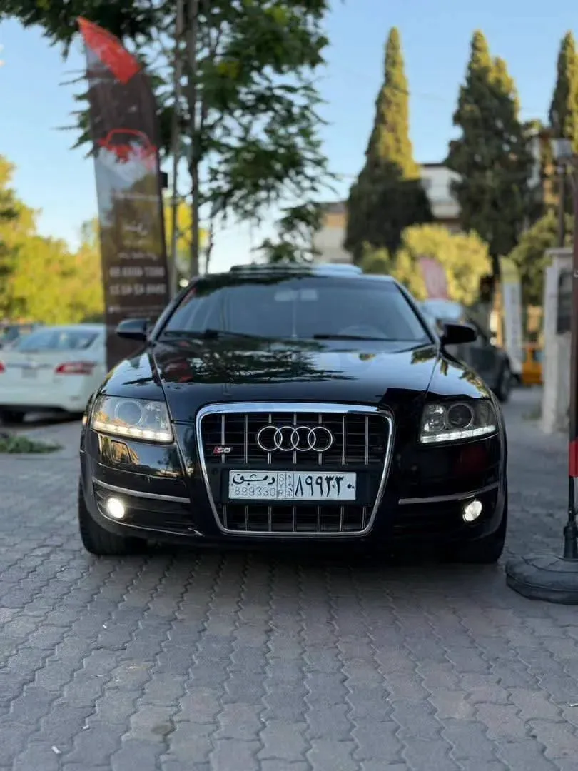 للبيع سيارة أودي A6 موديل 2009