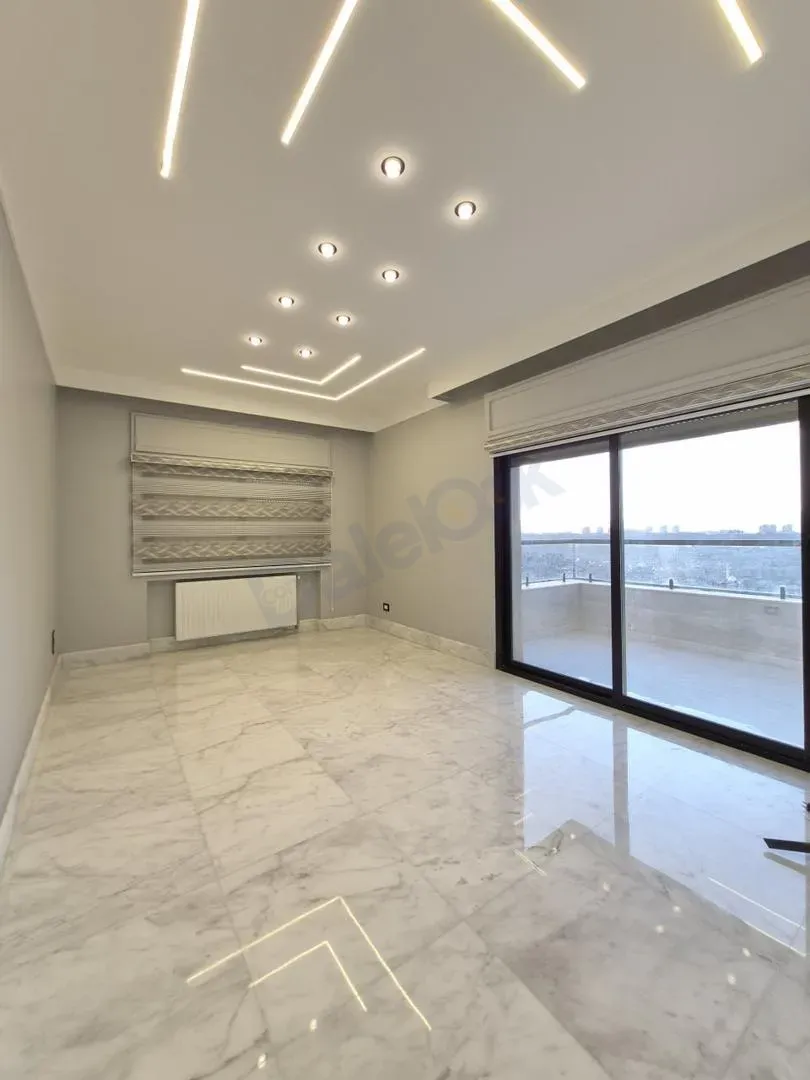 uploads/advertisements/images/للبيع_شقة__في_مشروع_دمر_الجزيرة_16__11_-1782227815322.webp