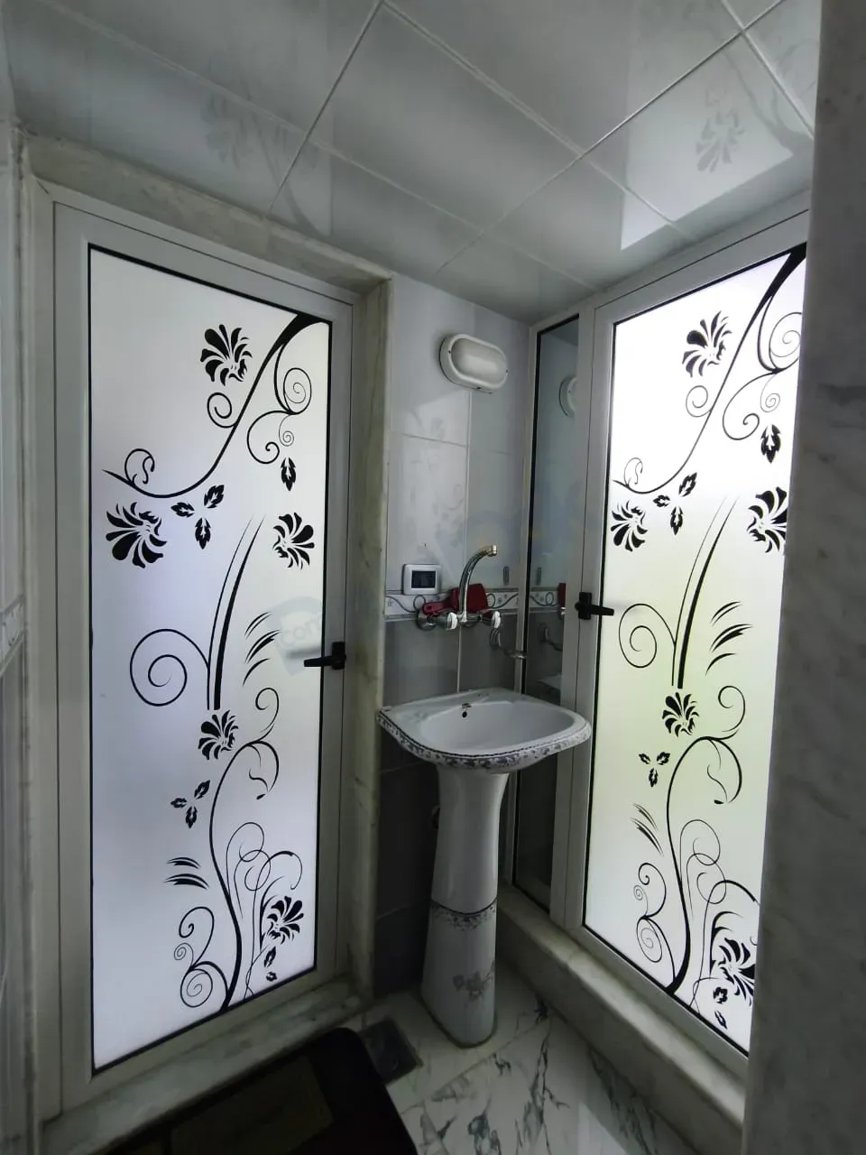 uploads/advertisements/images/للبيع_شقة_أرضية_مع_حديقة_في_حرستا__2_-1792344140647.webp