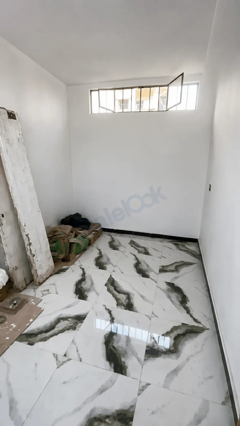 uploads/advertisements/images/للبيع_شقة_إكساء_جيد_في_عين_ترما__9_-1784922831817.webp