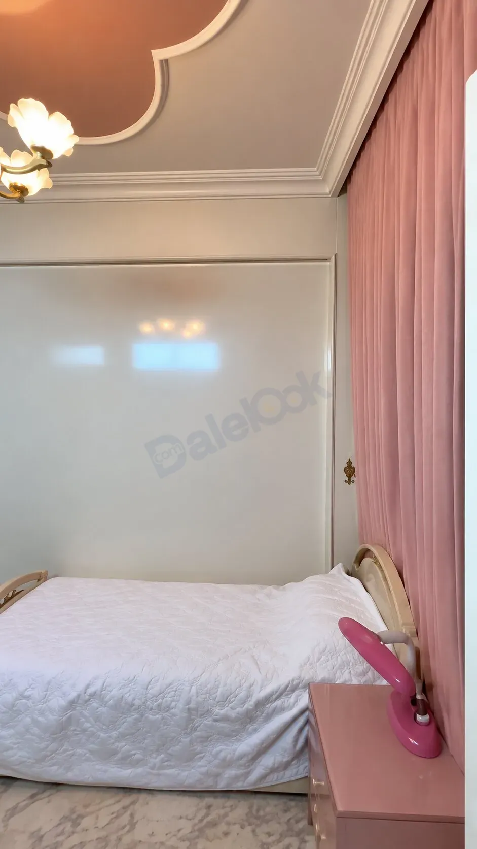 uploads/advertisements/images/للبيع_شقة_بسعر_منطقي_في_دمشق_ركن_الدين_شارع_أسد_الدين__1_-1790195913319.webp