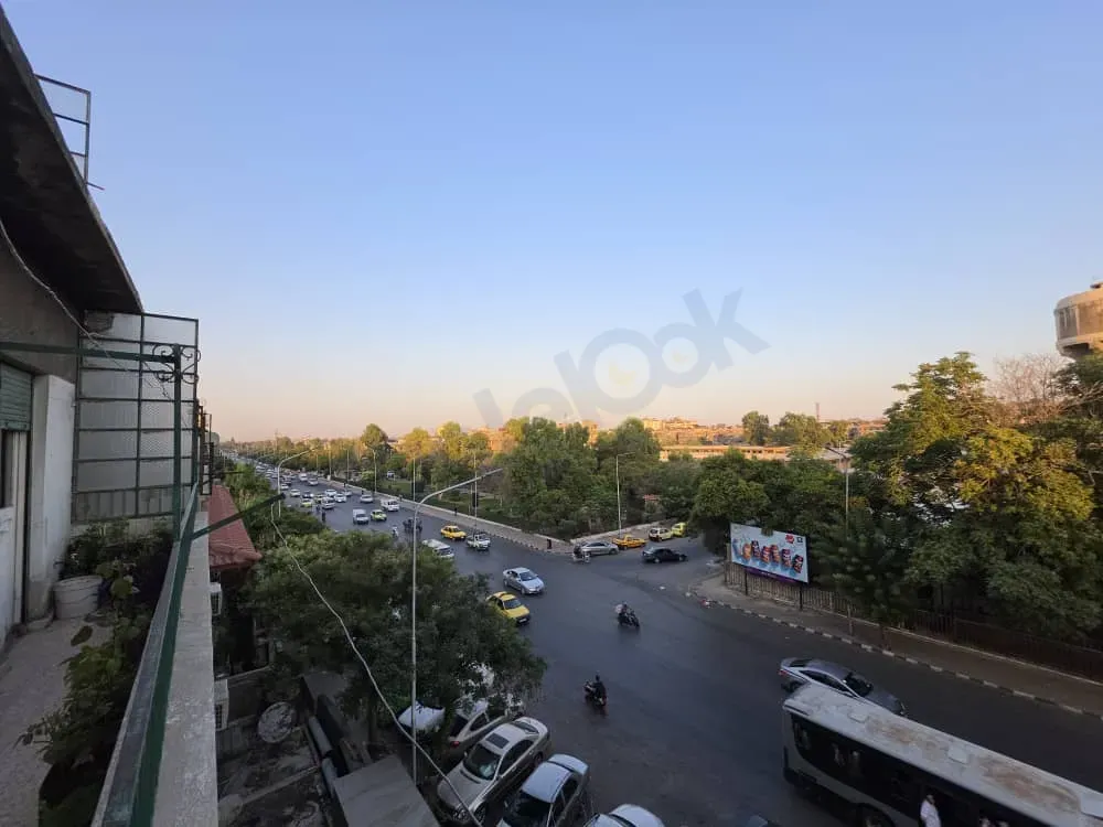 للبيع شقة بمنطقة باب مصلى