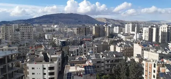 للبيع شقة تخطيط كفرسوسة قريبة من بزورية الكردي