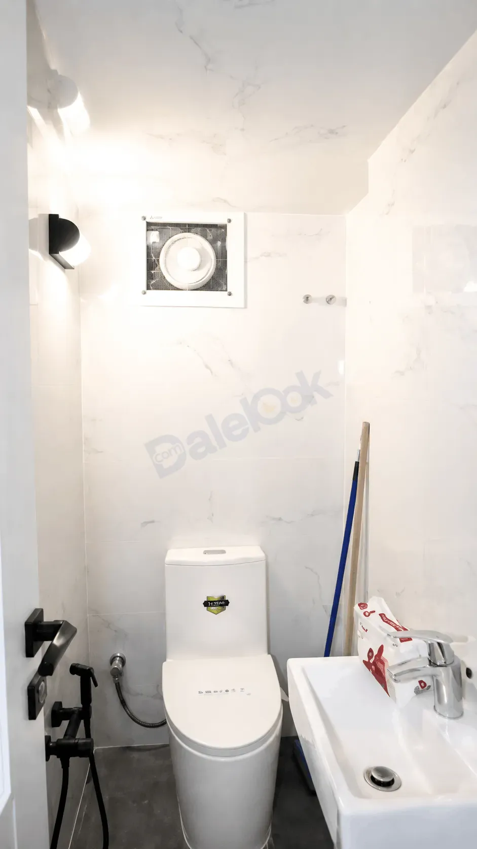 uploads/advertisements/images/للبيع_شقة_ديلوكس_أول_مدخل_جديدة_عرطوز__10_-1784655185892.webp