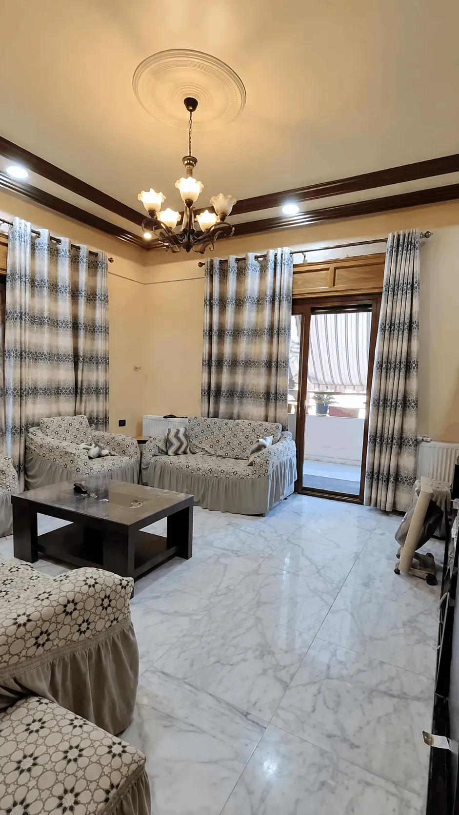 uploads/advertisements/images/للبيع_شقة_سكنية_في_الميسات__1_-1785367081763.webp