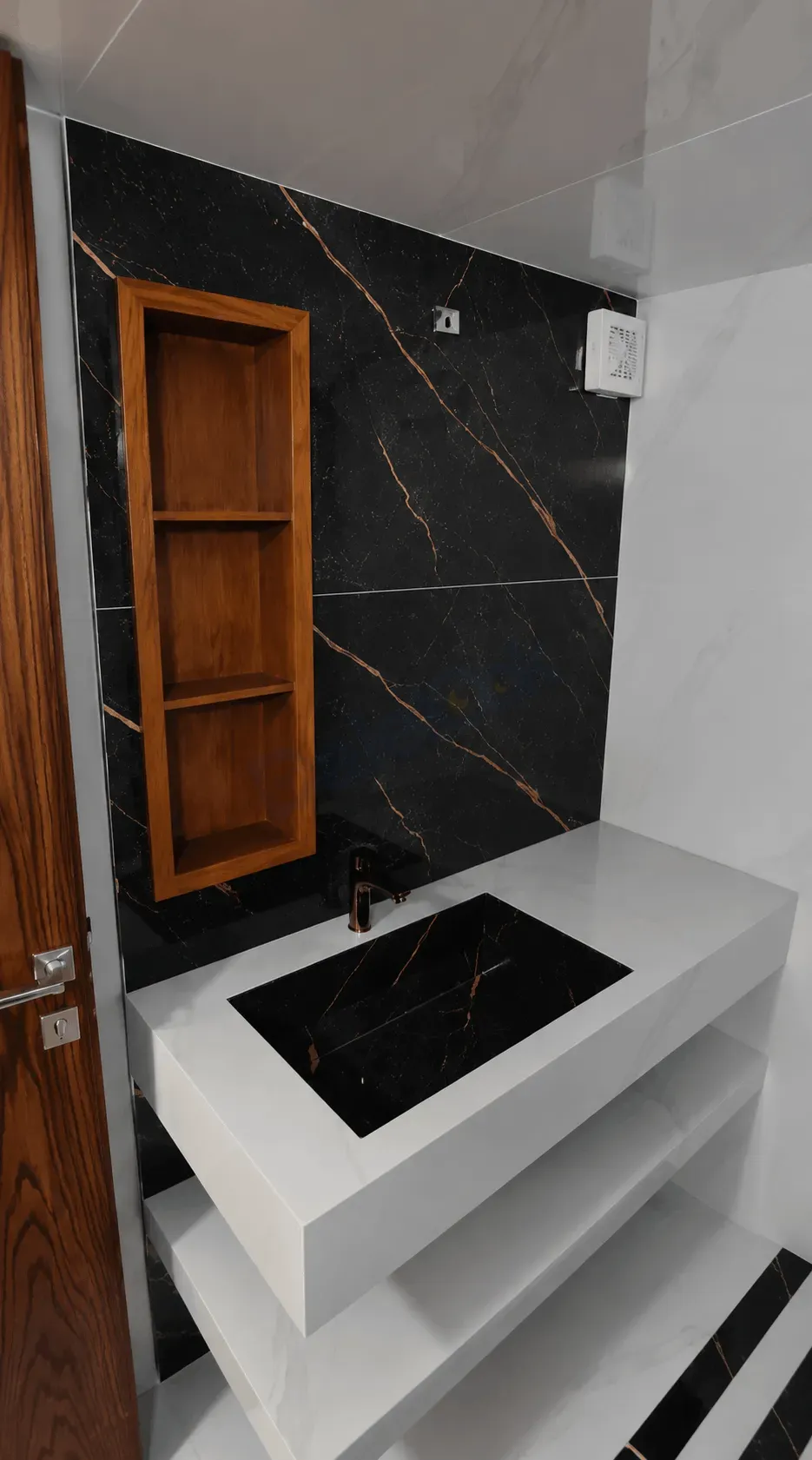 uploads/advertisements/images/للبيع_شقة_سكنية_في_جديدة_عرطوز_جانب_أفران_نور_الشام__4_-1783901369049.webp