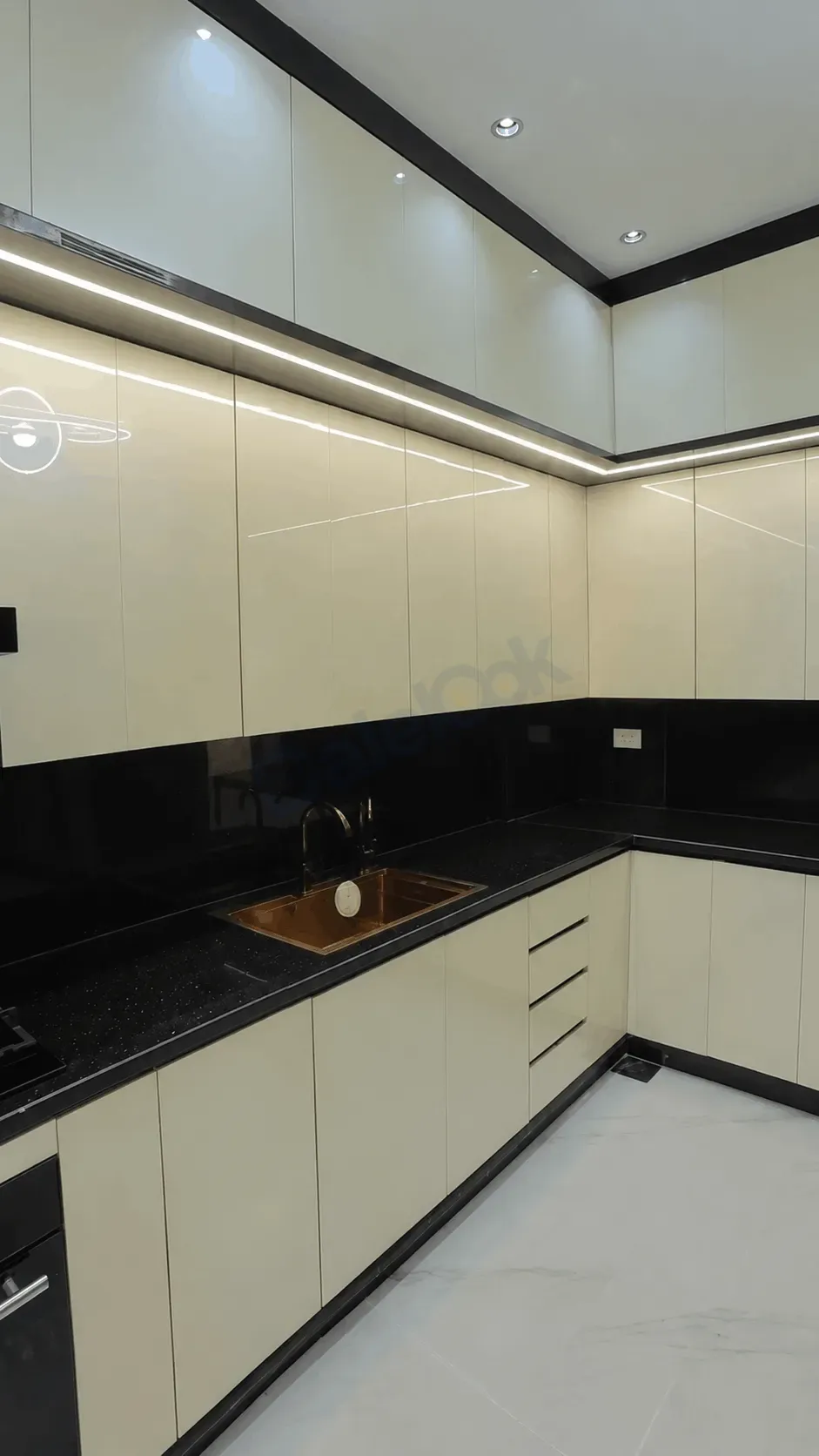 uploads/advertisements/images/للبيع_شقة_سكنية_في_جديدة_عرطوز_جانب_أفران_نور_الشام__8_-1783901369049.webp