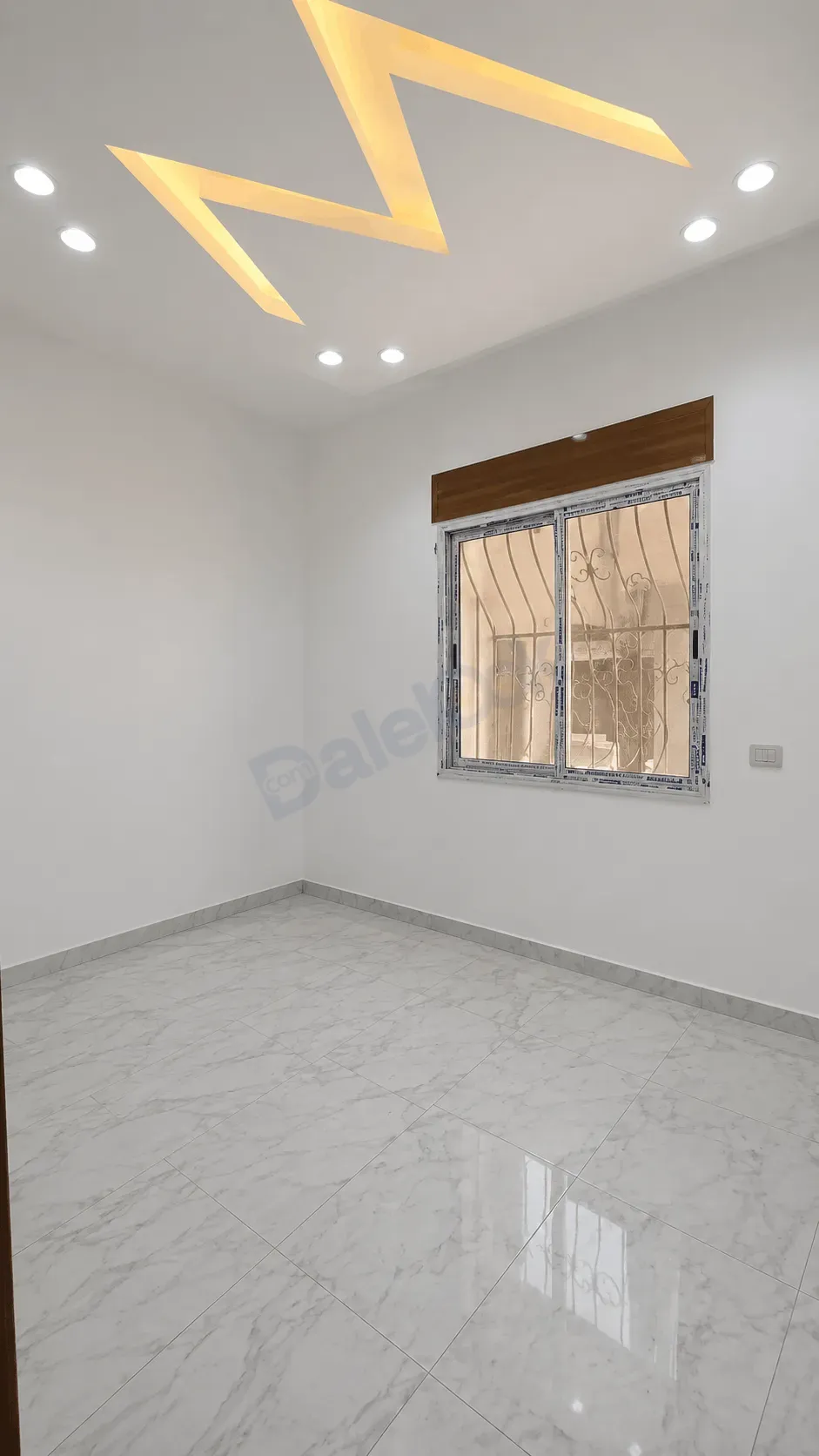 uploads/advertisements/images/للبيع_شقة_سكنية_في_جرمانا_البلدية__4_-1783881849627.webp