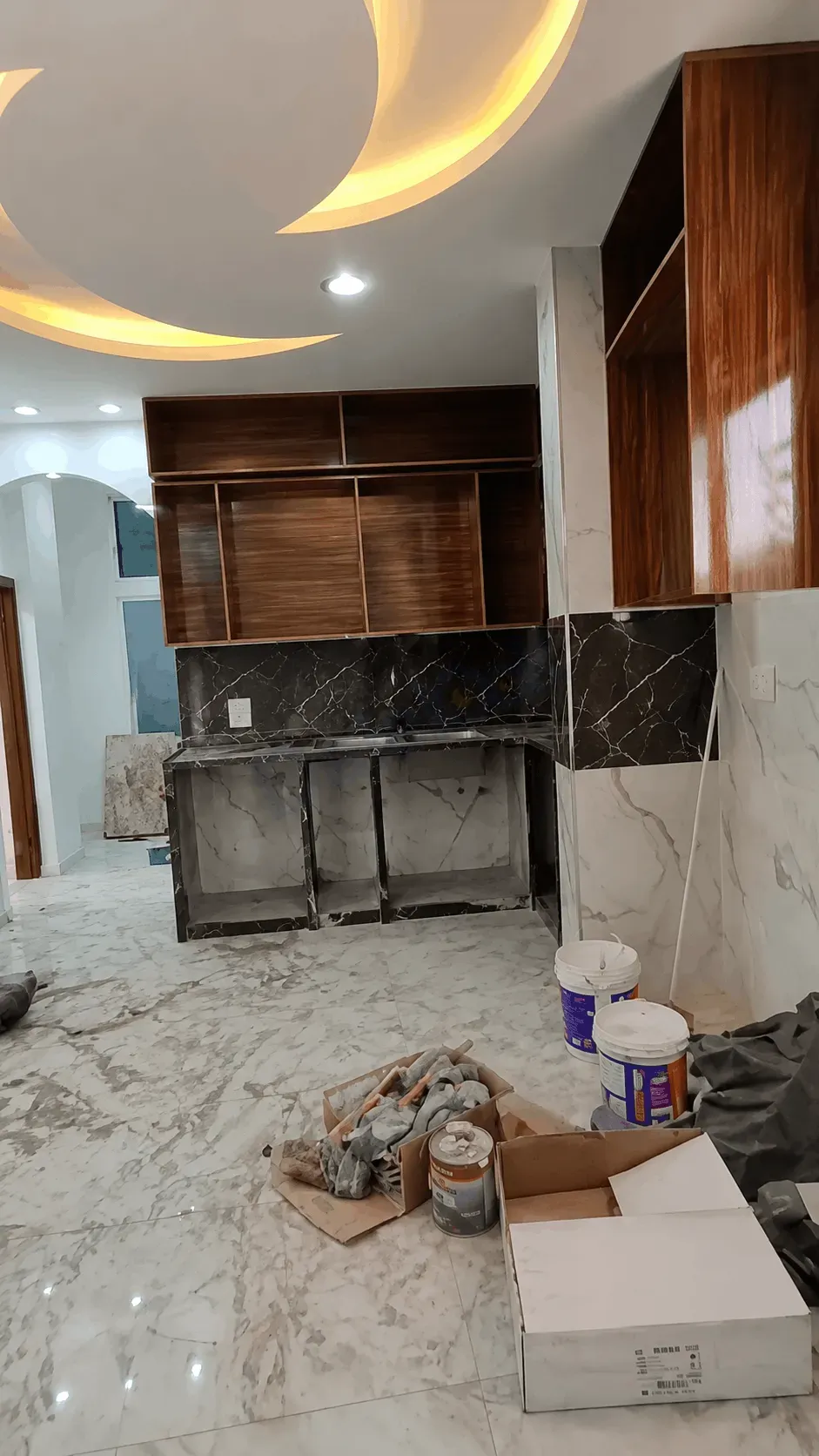 uploads/advertisements/images/للبيع_شقة_سكنية_في_جرمانا_البلدية__9_-1783881849628.webp
