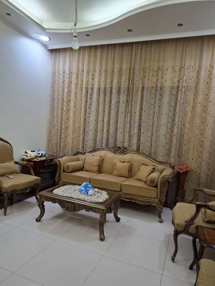 uploads/advertisements/images/للبيع_شقة_سكنية_في_دمشق_شارع_برنية_نسق_اول__17_-1791068477788.webp