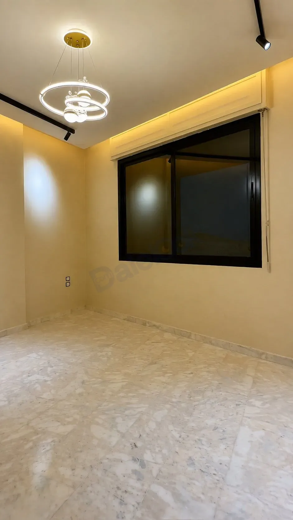 uploads/advertisements/images/للبيع_شقة_سكنية_في_قدسيا_شارع_الروضة__2_-1785622389330.webp