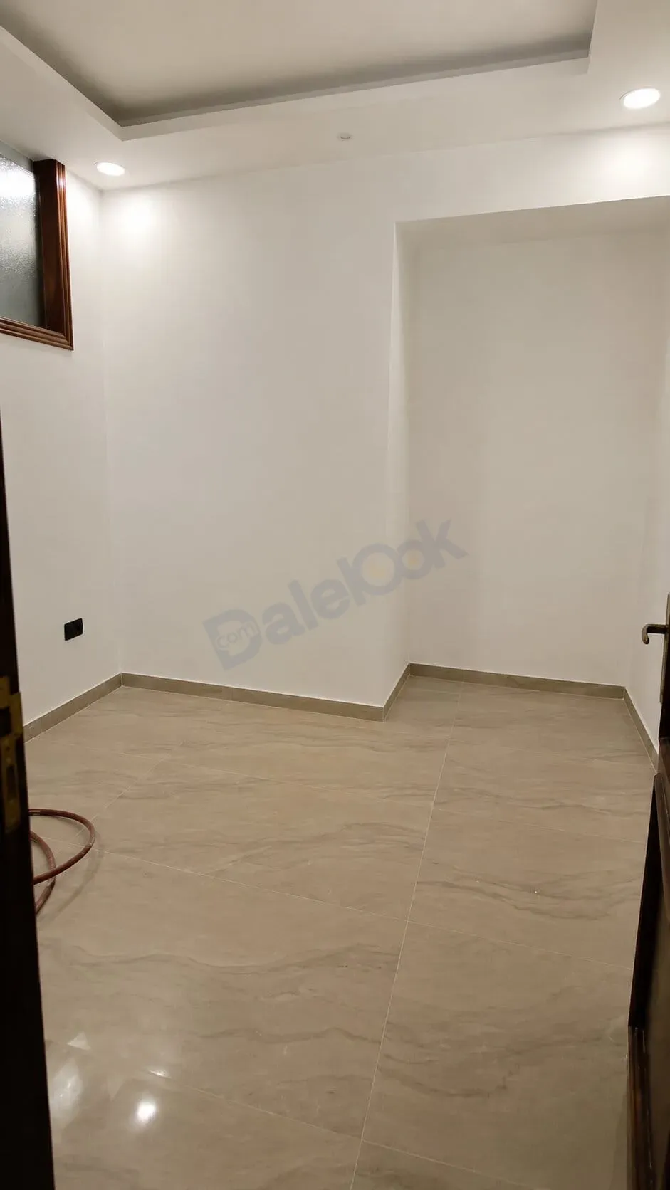 uploads/advertisements/images/للبيع_شقة_سكنية_في_قدسيا_شارع_المعهد__6_-1785624800167.webp