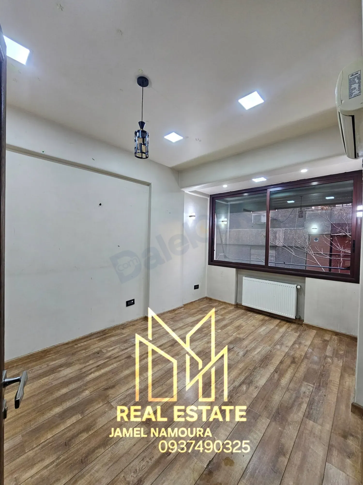 uploads/advertisements/images/للبيع_شقة_سكنية_مميزة_في_شرقي_التجارة__8_-1785278547615.webp