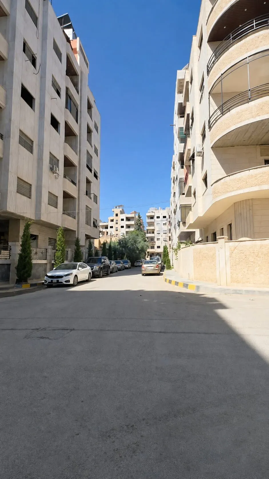 uploads/advertisements/images/للبيع_شقة_عضم_في_جديدة_عرطوز_أول_السلالم__1_-1785971482946.webp