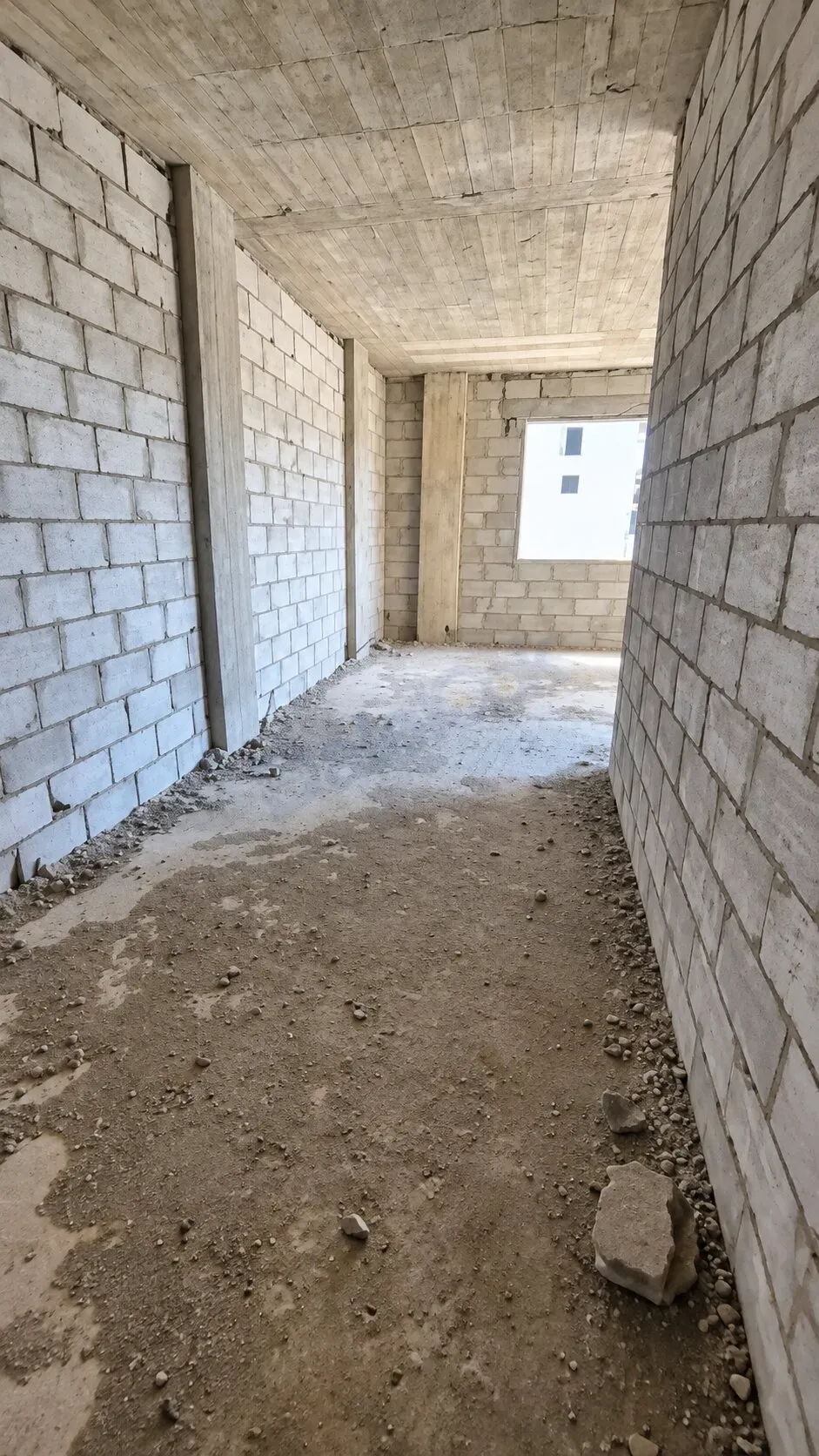 uploads/advertisements/images/للبيع_شقة_على_العضم_سكنية_في_ريف_دمشق_جديدة_عرطوز__5_-1791322405863.webp