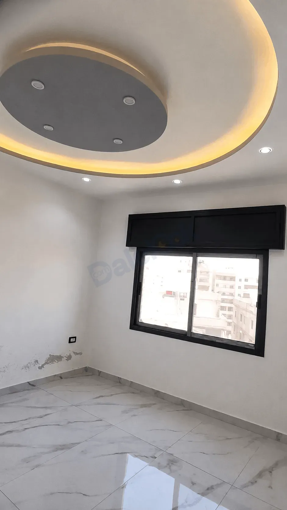 uploads/advertisements/images/للبيع_شقة_فاخرة_في_الهامة___ساحة_السكة__2_-1784653618072.webp
