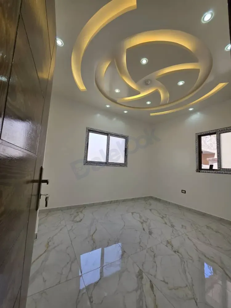 uploads/advertisements/images/للبيع_شقة_فخمة_بيت_سحم_خلف_محامص_العسلي__9_-1783368786849.webp