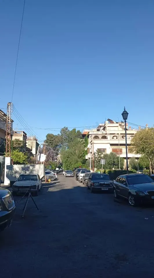 For sale Apartment in Abu Rummana near Noura Parking
