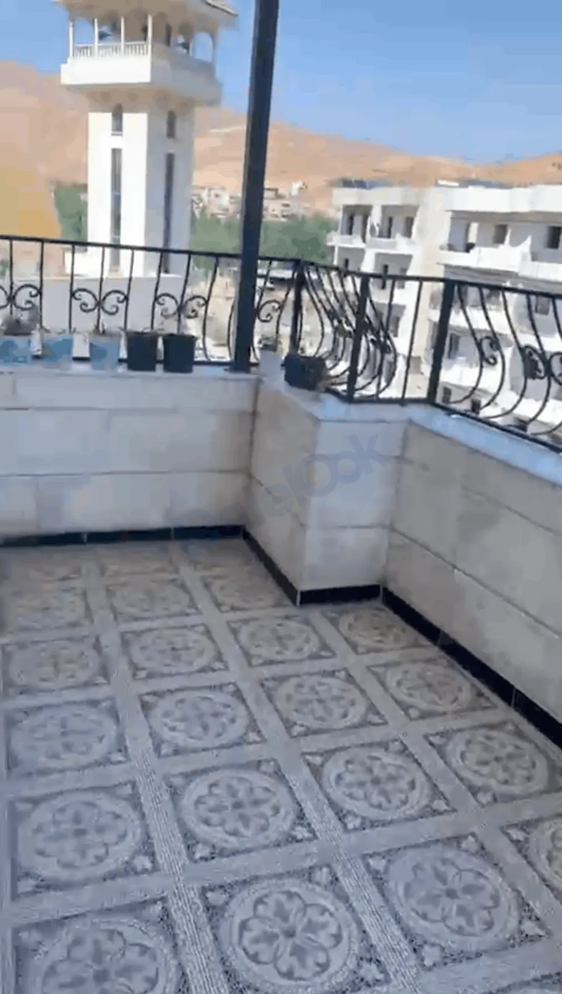 للبيع شقة في اشرفية الوادي