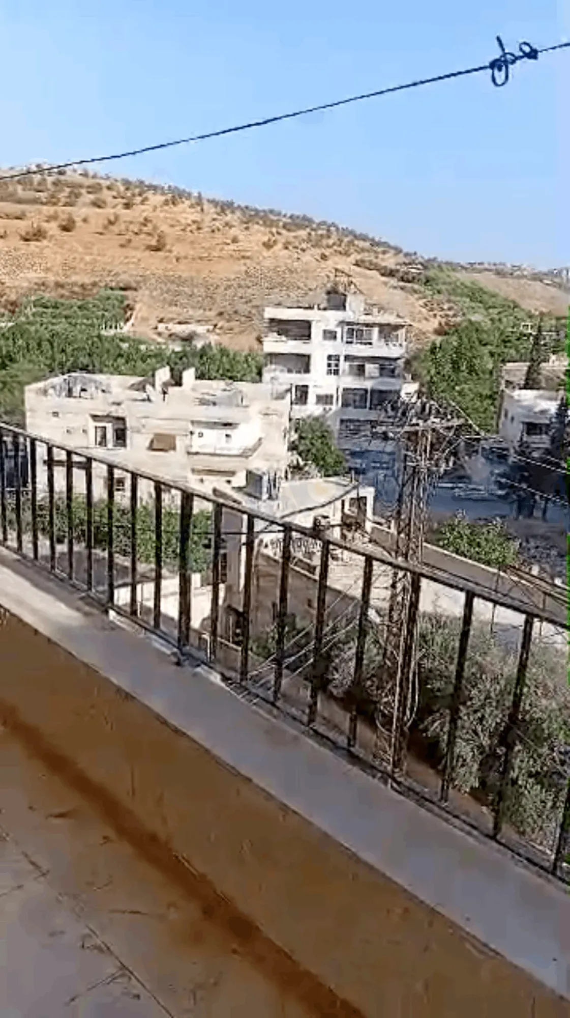 للبيع شقة في أشرفية الوادي موقف الليالي