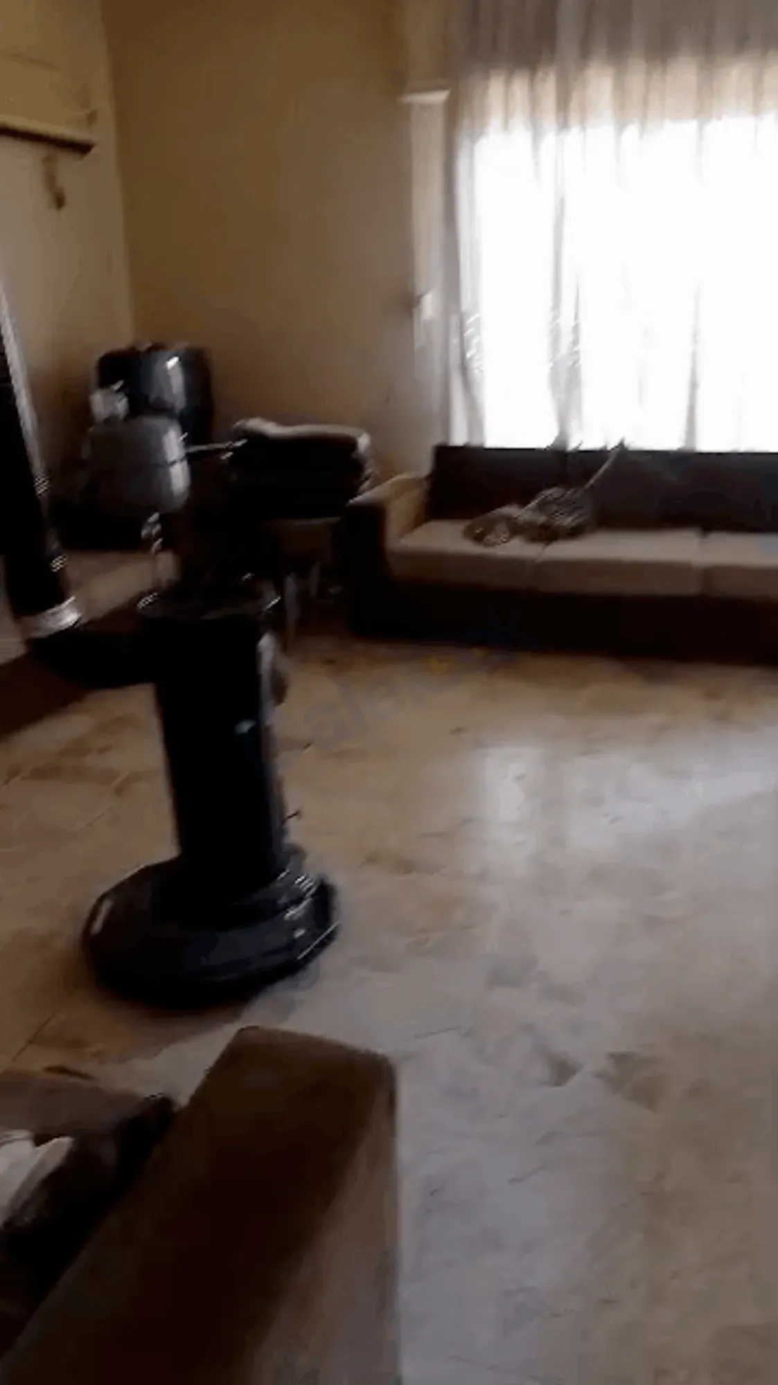 للبيع شقة في أشرفية الوادي موقف الليالي