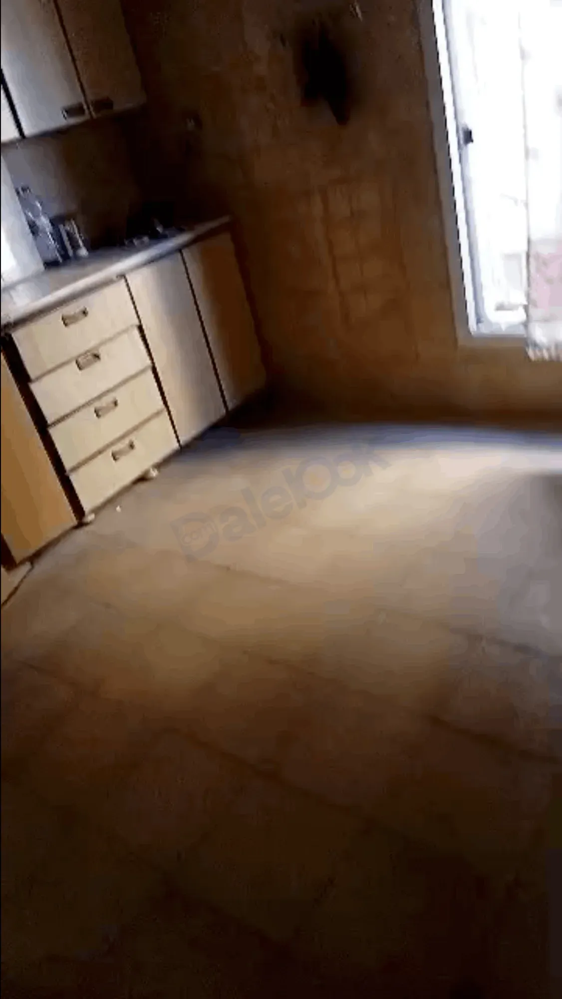 uploads/advertisements/images/للبيع_شقة_في_اشرفية_الوادي_موقف_الليالي_٤-1781809802119.webp