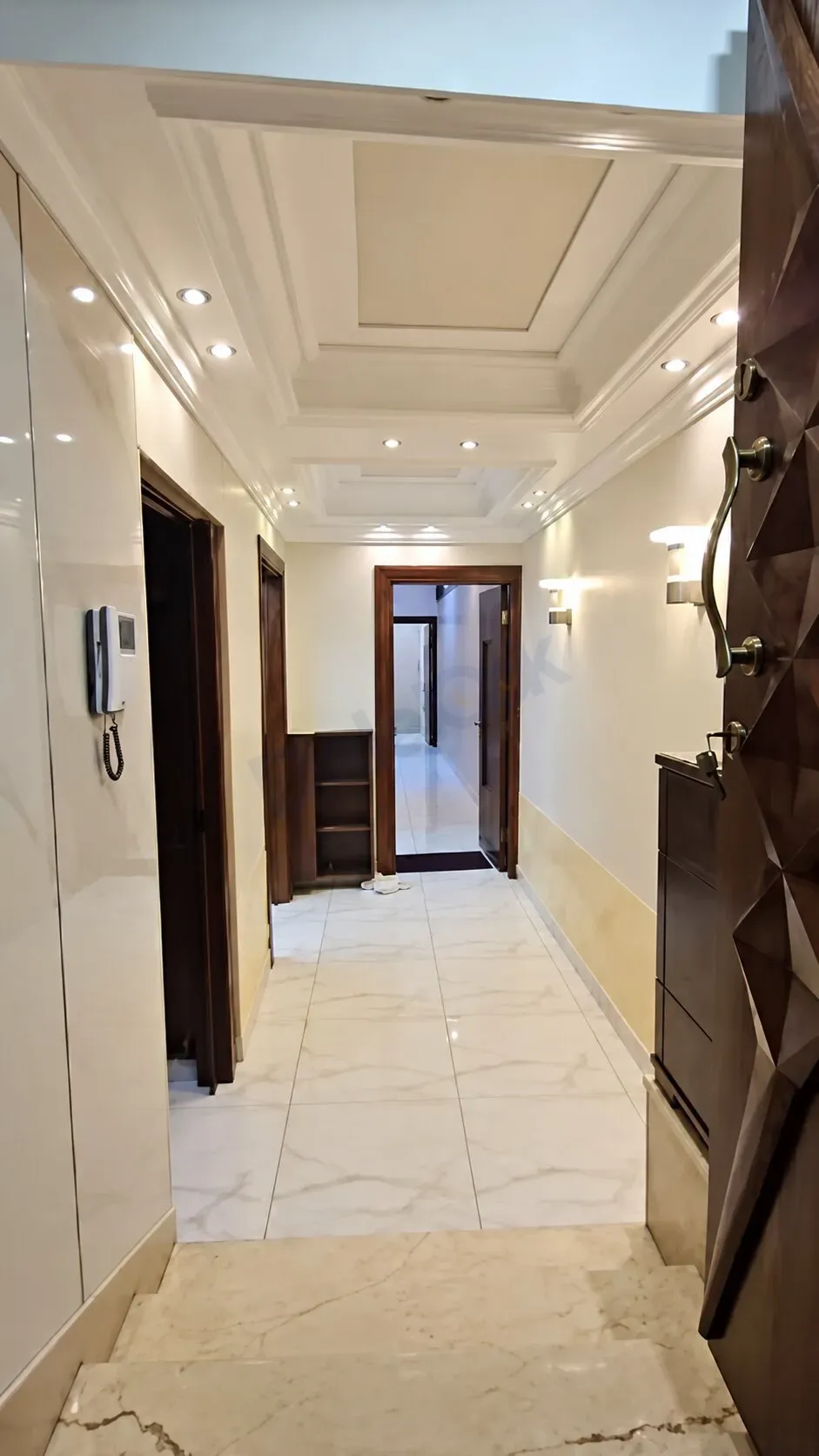 uploads/advertisements/images/للبيع_شقة_في_التجارة_شارع_جابر_بن_حيان__9_-1788649206996.webp