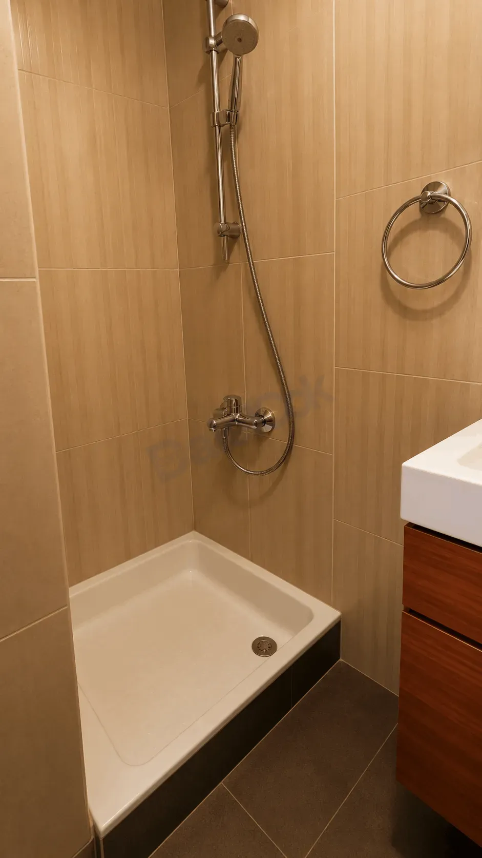 uploads/advertisements/images/للبيع_شقة_في_الصبورة_مجمع_قرطبة__6_-1782929484484.webp