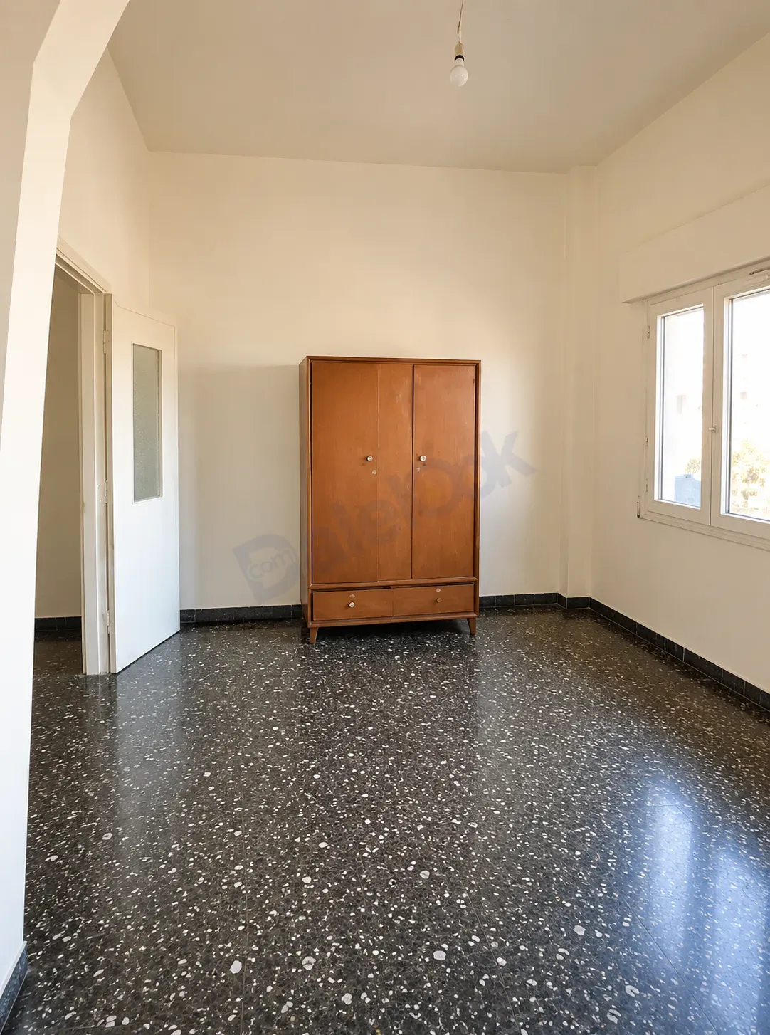 uploads/advertisements/images/للبيع_شقة_في_القصور_دمشق__7_-1780603622548.webp