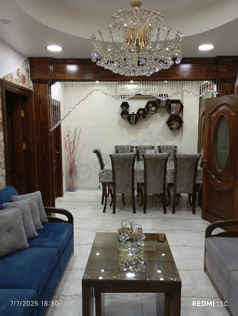 uploads/advertisements/images/للبيع_شقة_في_المزرعة_قرب_ساحة_الميسات-1792944696993.webp