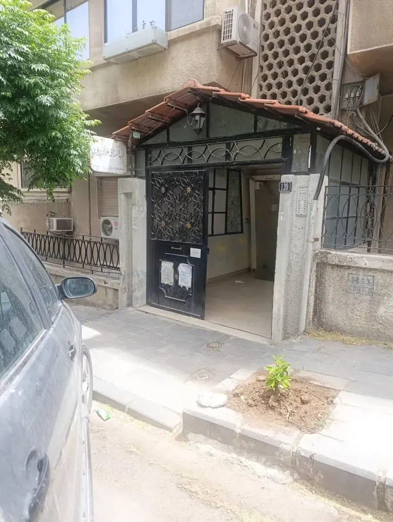 uploads/advertisements/images/للبيع_شقة_في_المهاجرين_خورشي_تاني__2_-1785689186556.webp