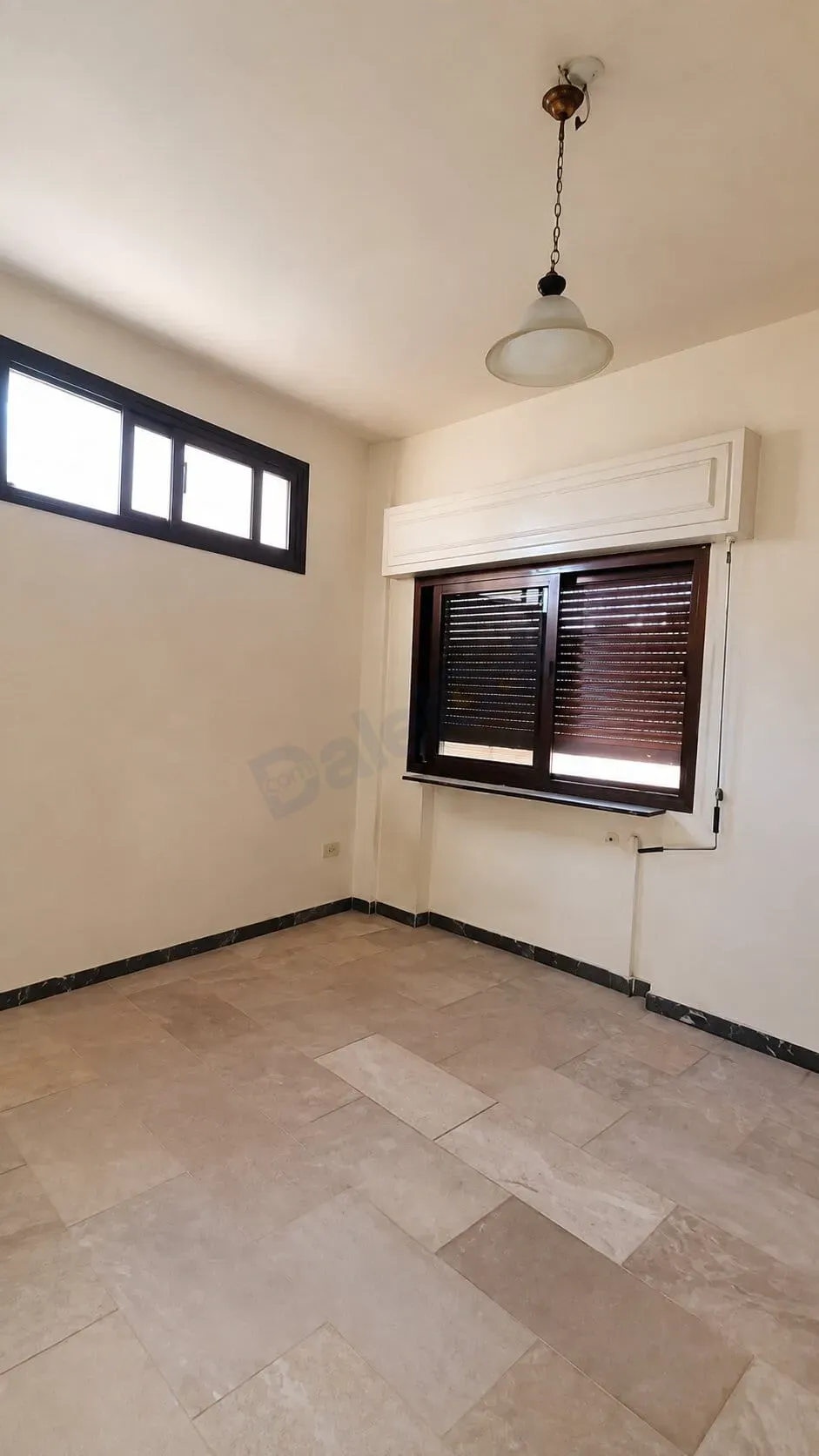 uploads/advertisements/images/للبيع_شقة_في_الميدان_الجزماتية__6_-1786925622741.webp