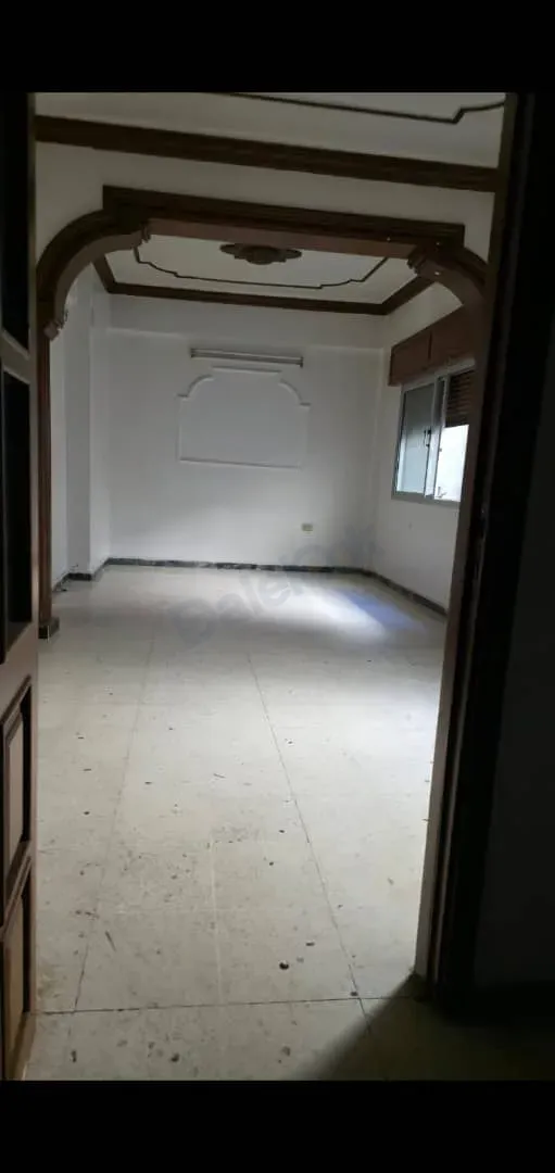 للبيع شقة في الميدان ساحة السخانة