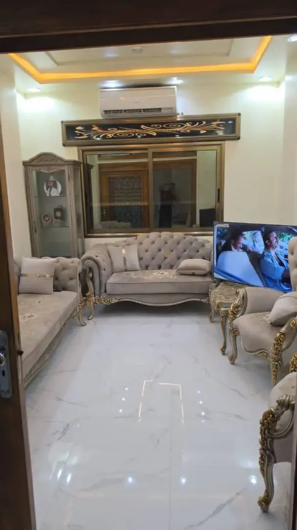 للبيع شقة في تنظيم البويقية في ببيلا طابو أخضر