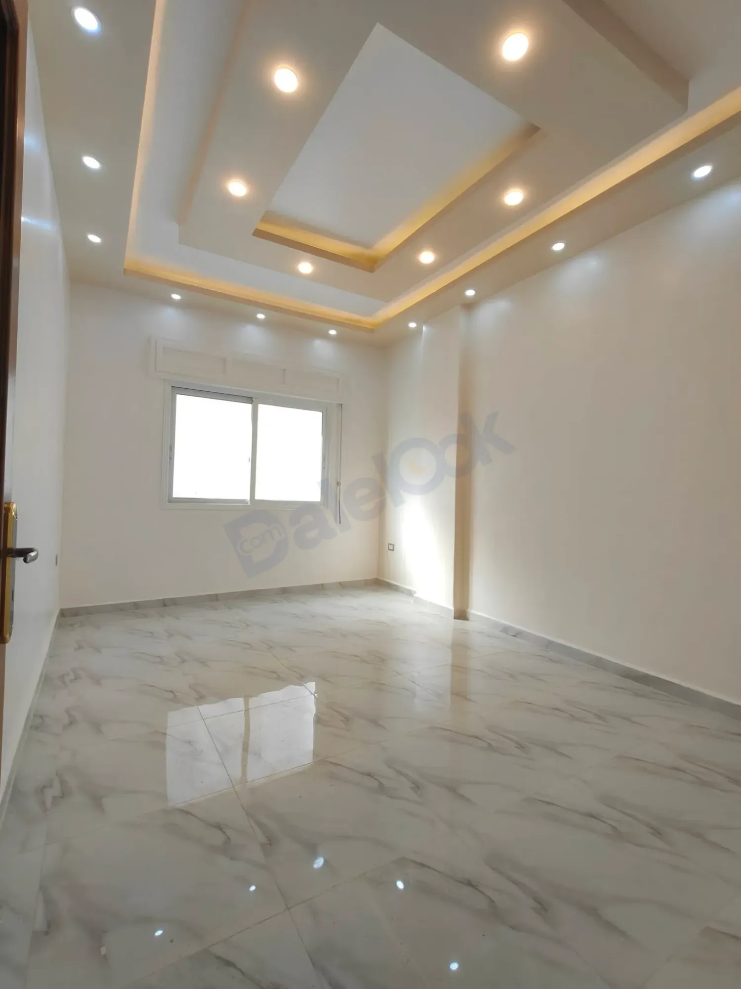 uploads/advertisements/images/للبيع_شقة_في_تنظيم_القزاز_مجمع_الياسمين__1_-1783108116680.webp