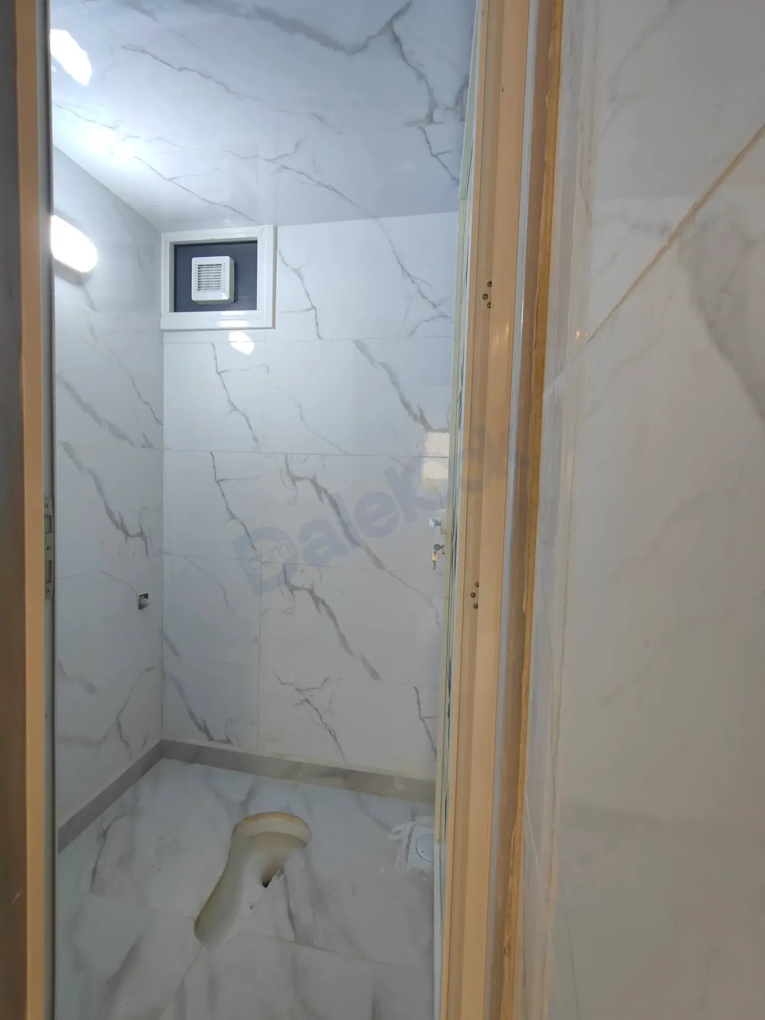 uploads/advertisements/images/للبيع_شقة_في_تنظيم_القزاز_مجمع_الياسمين__2_-1783108116681.webp