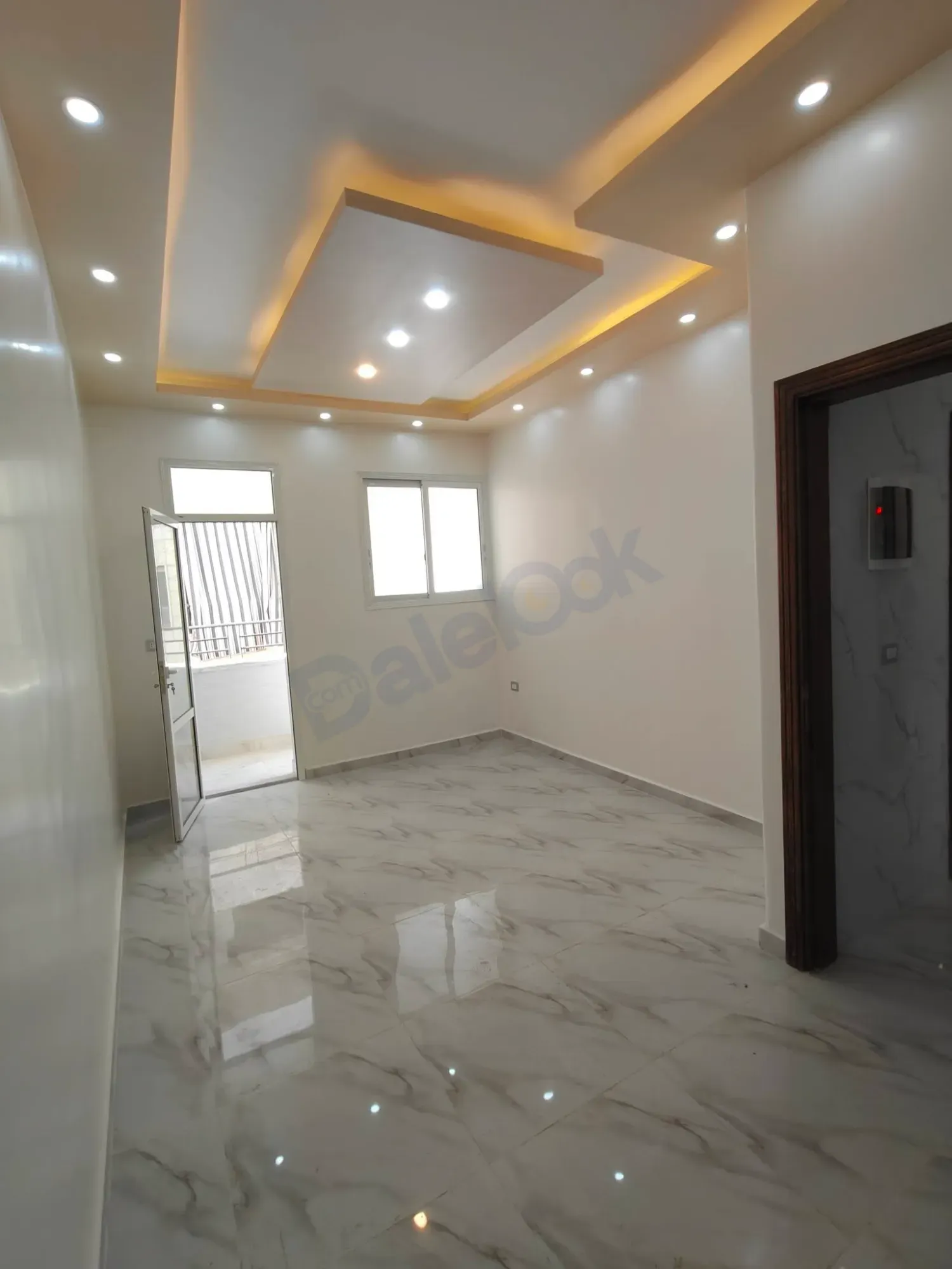 uploads/advertisements/images/للبيع_شقة_في_تنظيم_القزاز_مجمع_الياسمين__6_-1783108116682.webp
