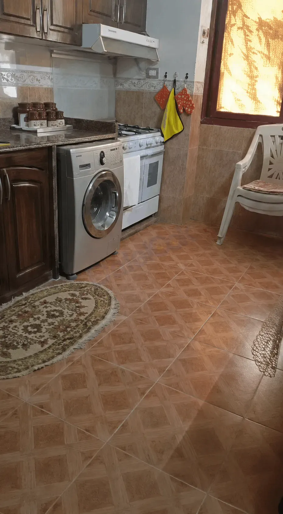 uploads/advertisements/images/للبيع_شقة_في_تنظيم_القزاز_مجمع_عشتار__1_-1784062297002.webp