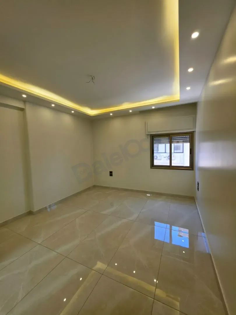 uploads/advertisements/images/للبيع_شقة_في_توسع_مشروع_دمر_الجزيرة_16__12_-1788033066057.webp