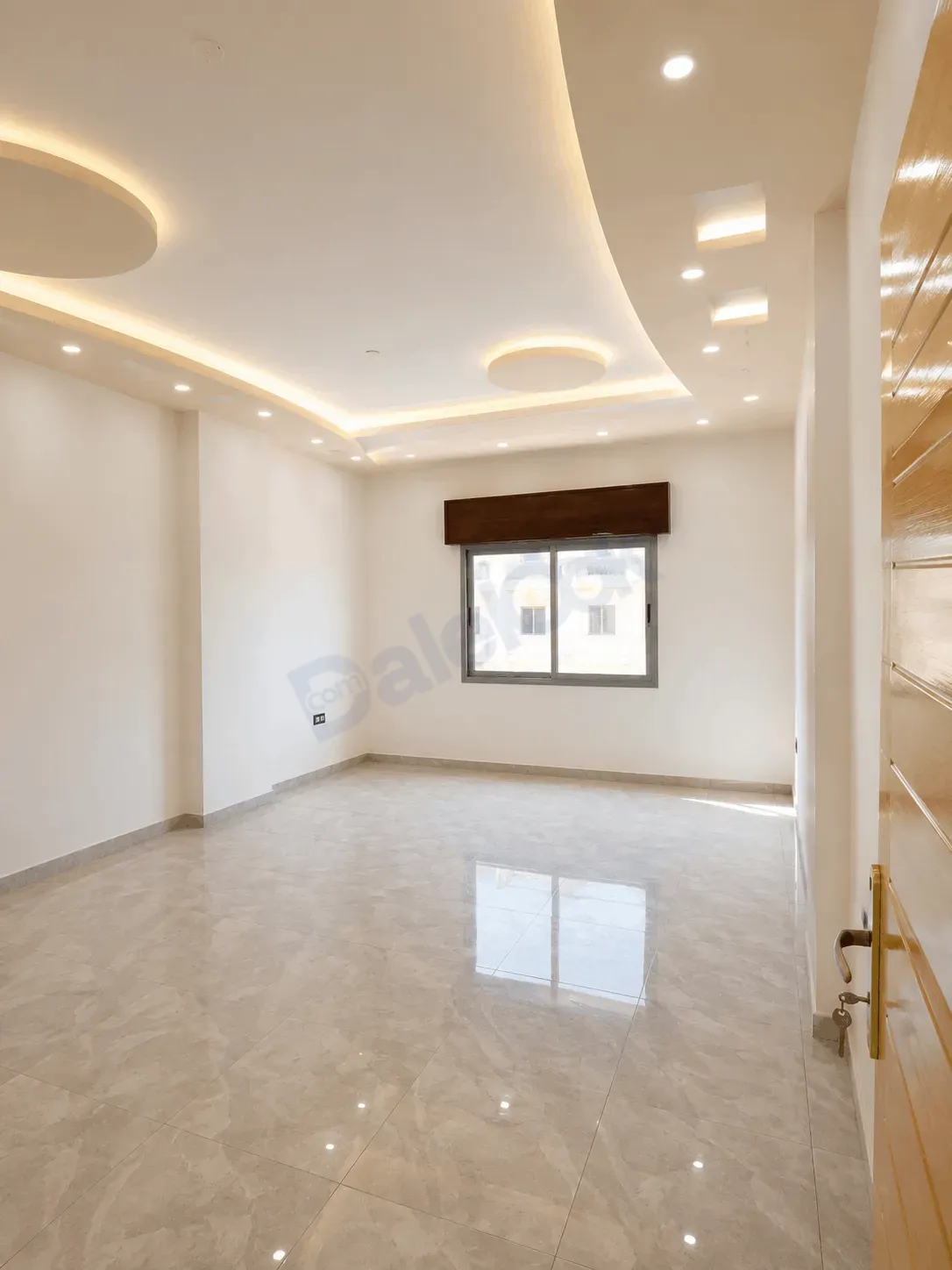 For sale Apartment in Jdeidat Artouz Al Balad Extension of the Corniche Organization
