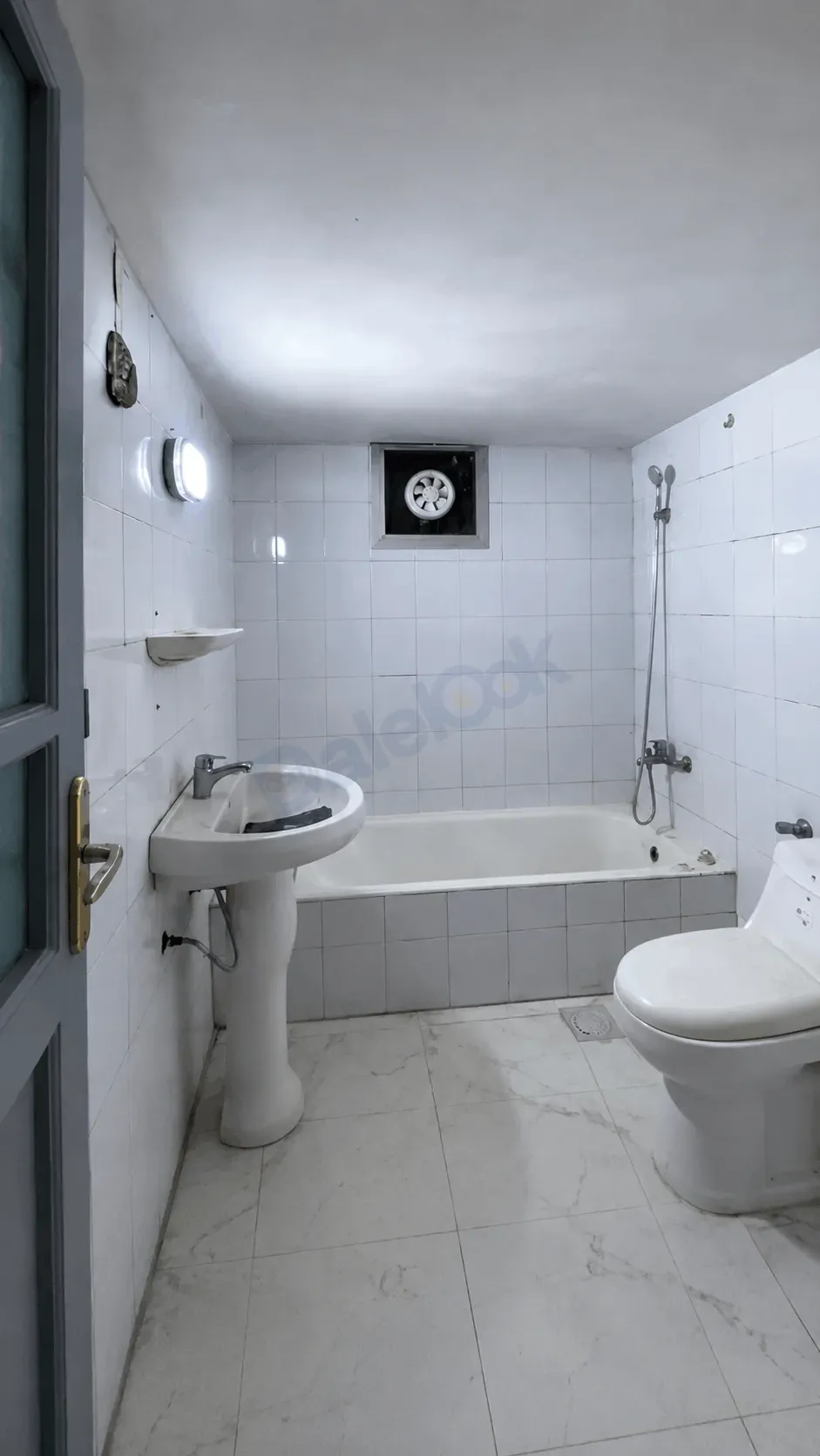 uploads/advertisements/images/للبيع_شقة_في_جديدة_عرطوز_البلد____بالقرب_من_دوار_البحرة__6___1_-1780678025508.webp