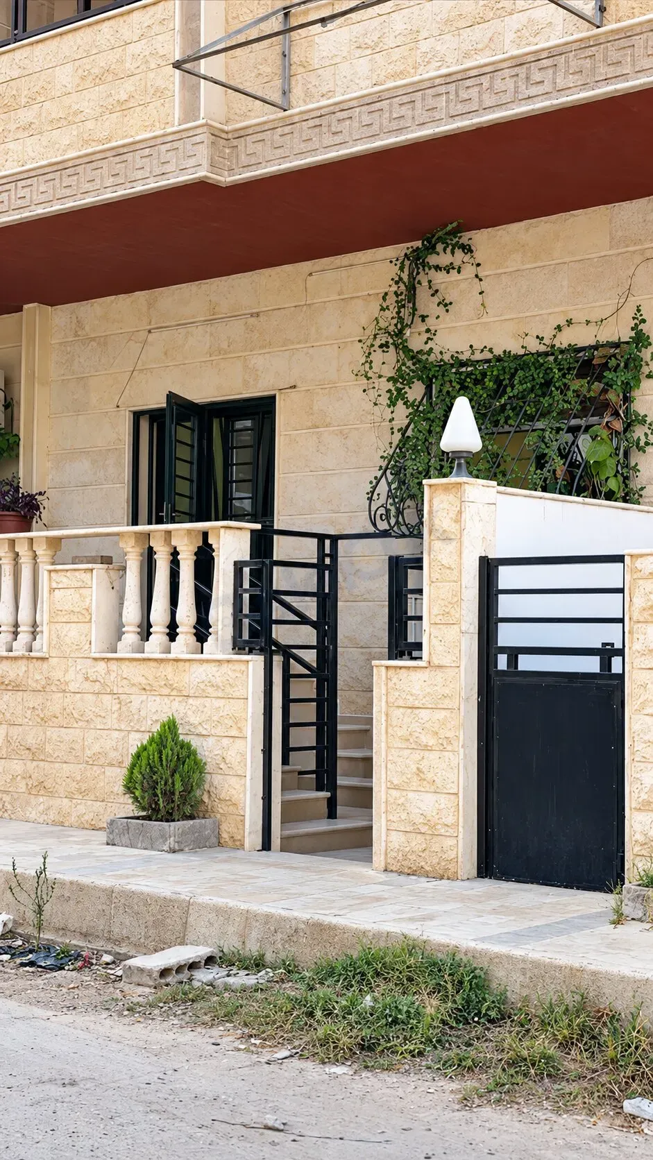 uploads/advertisements/images/للبيع_شقة_في_جديدة_عرطوز_البلد_نظيم_السلالم__2_-1792758772017.webp