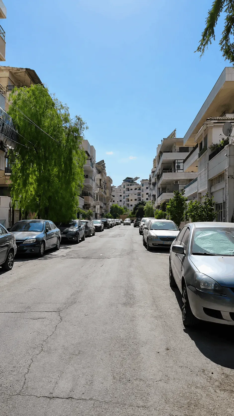 للبيع شقة في جديدة عرطوز السكن الأول