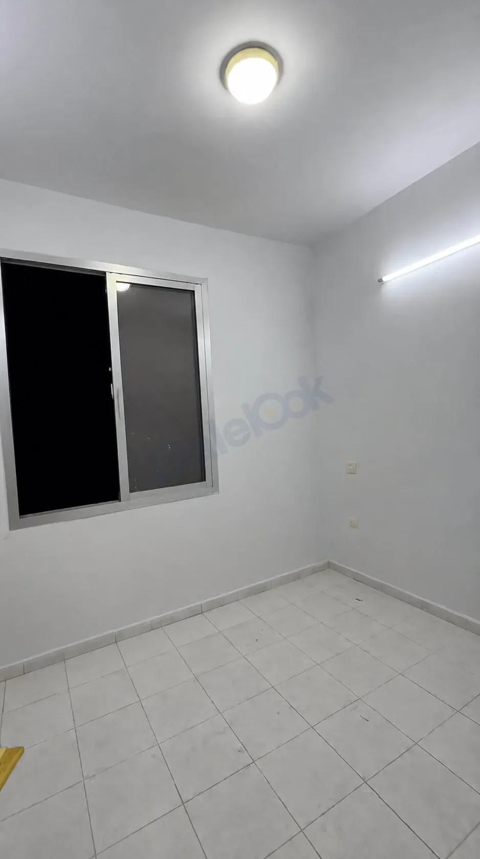uploads/advertisements/images/للبيع_شقة_في_جرمانا_الجناين__6_-1786539034320.webp