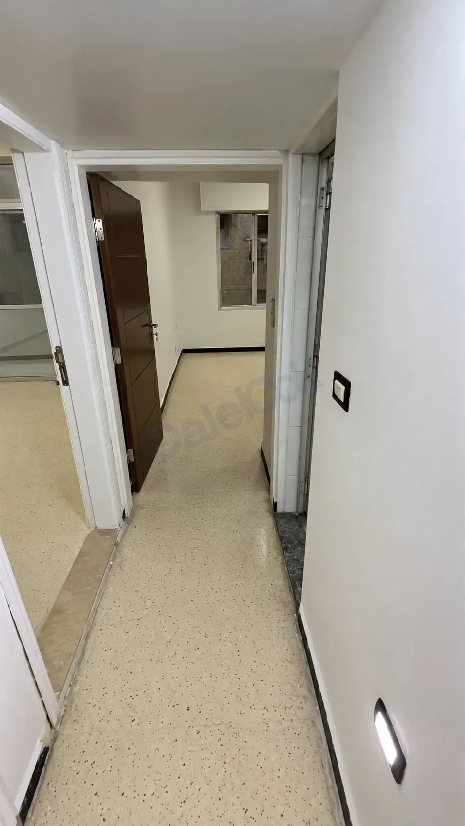 For sale apartment in Jaramana Al-Janayen near Umayyah ice cream